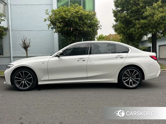 BMW 3 series id 4238676 из Китая 25