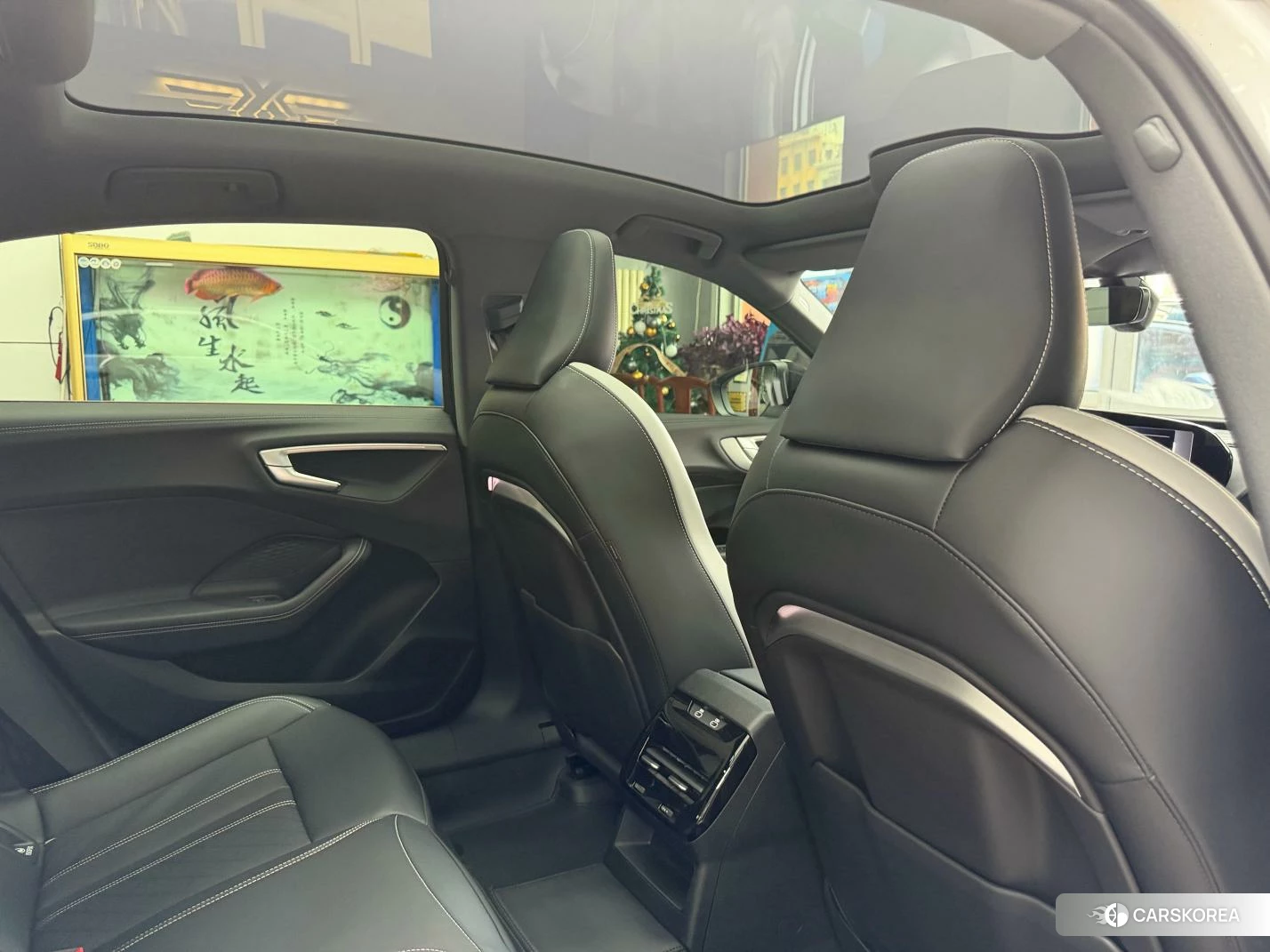Audi A5L id 4485457 из Китая 25