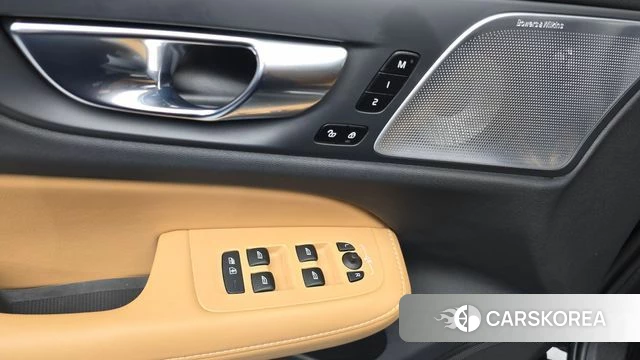 Volvo V60 Cross-Country 2nd Generation id 4395402 из Кореи 25