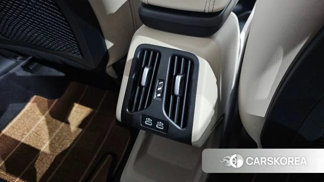 BMW X1 (U11) id 4554665 из Кореи 25