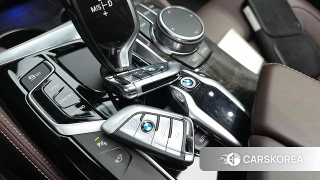 BMW 5 Series (G30) id 4587210 из Кореи 25
