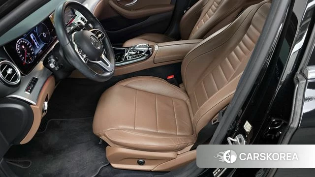 Mercedes-Benz E-Class W213 id 4268645 из Кореи 25