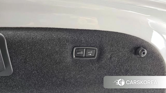 Porsche Taycan id 4433613 из Кореи 25
