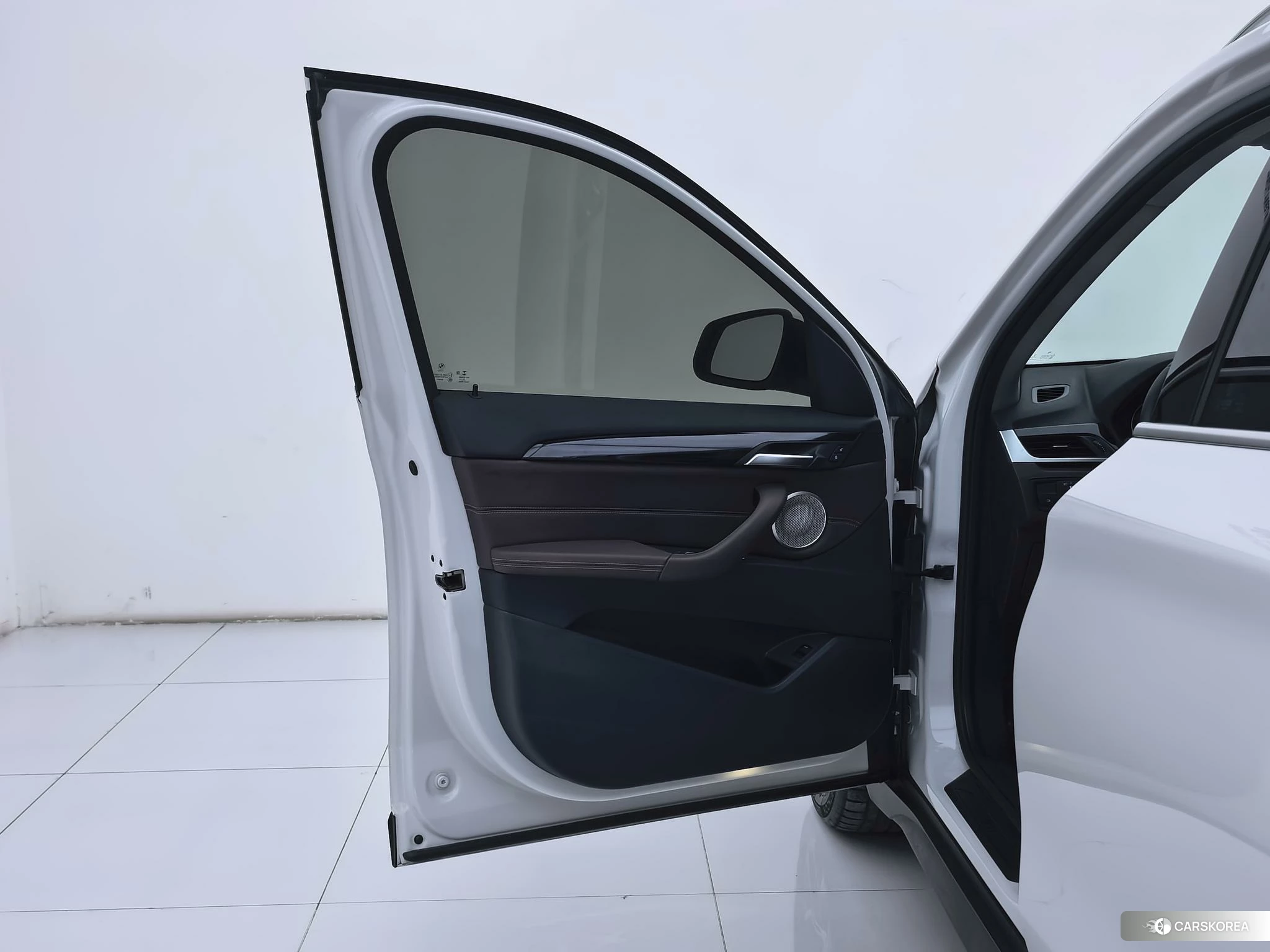 BMW X1 id 4473444 из Китая 25