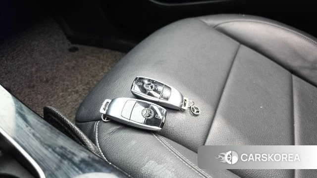 Mercedes-Benz E-Class W213 id 4582131 из Кореи 25