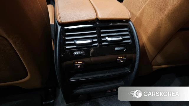 BMW 5 Series (G30) id 4917921 из Кореи 25