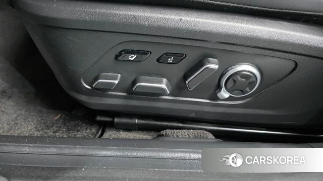 Hyundai Grandeur (GN7) id 4630964 из Кореи 25