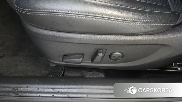 Hyundai The New Grandeur IG Hybrid id 4349823 из Кореи 25