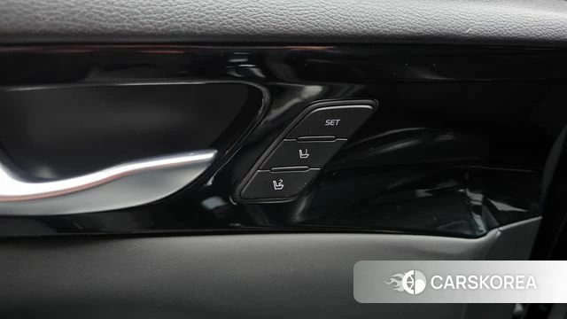 Kia K7 Premier Hybrid id 4637189 из Кореи 25