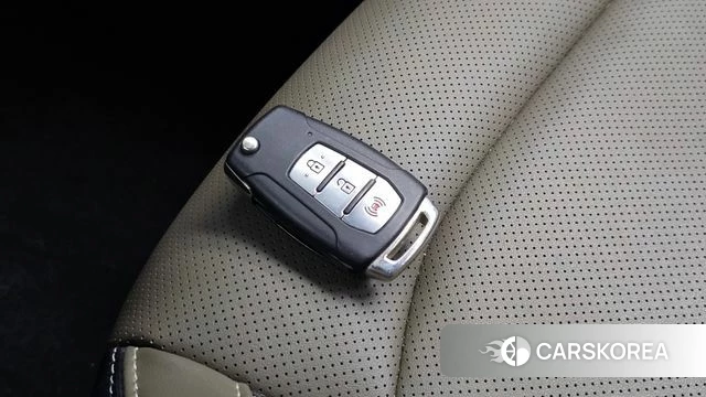 Ssangyong Torres id 4696940 из Кореи 25