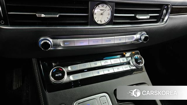 Genesis G90 id 4482910 из Кореи 25