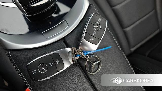Mercedes-Benz C-Class W205 id 4402909 из Кореи 25