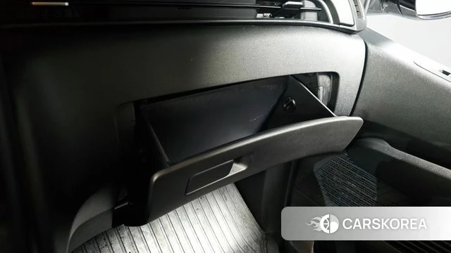 Hyundai Staria id 4848680 из Кореи 25
