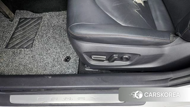 Toyota Camry (XV70) id 4339442 из Кореи 25