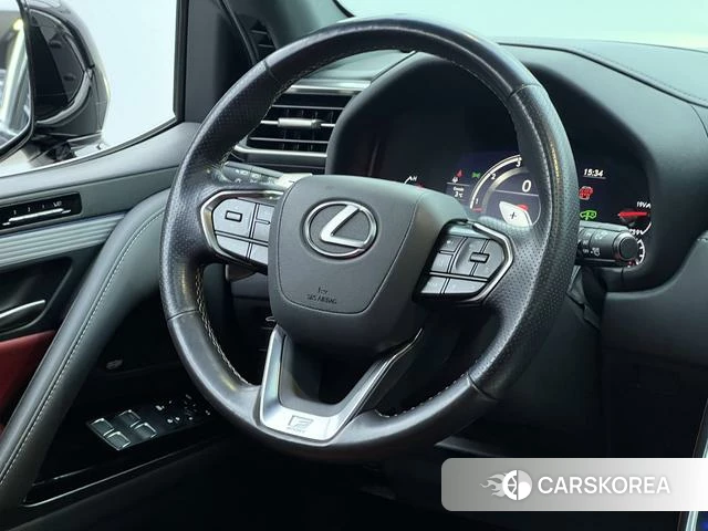 Lexus LX id 4263384 из Китая 25