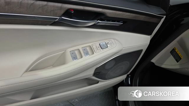 Genesis G90 id 4495624 из Кореи 25