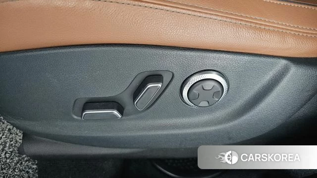 Genesis GV70 id 4500047 из Кореи 25