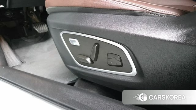 Renault Korea (Samsung) The New QM6 id 4712638 из Кореи 25