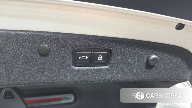 Kia The New K8 Hybrid id 4266216 из Кореи 25