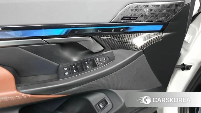 BMW i5 (G60) id 4916756 из Кореи 25