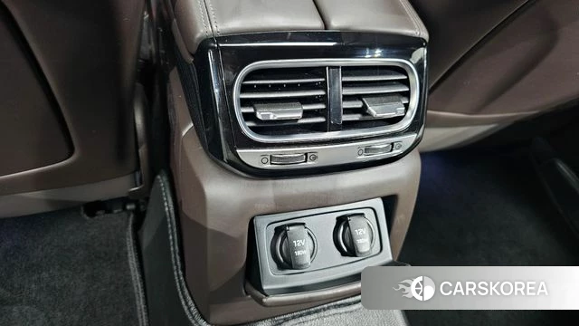 Genesis G90 id 4625960 из Кореи 25