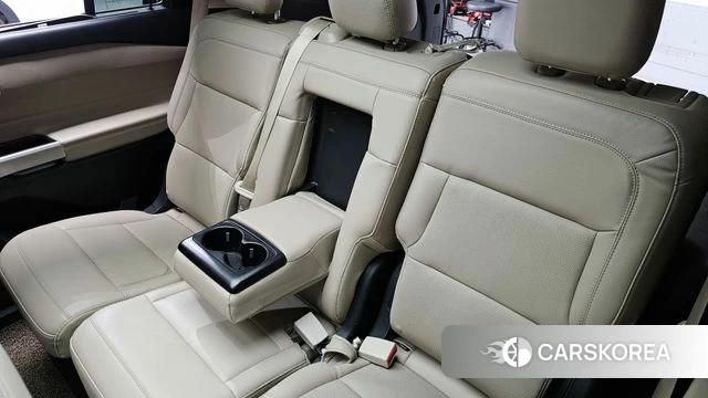 Ford Explorer 6th Generation id 4302946 из Кореи 25