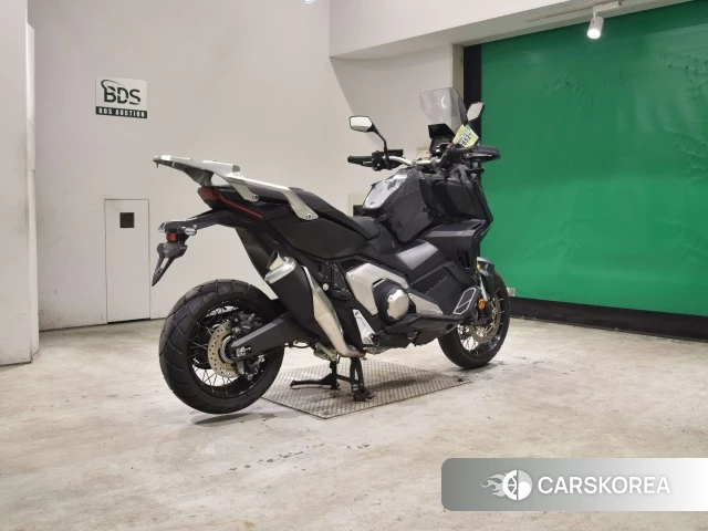 Honda X-ADV 750 id 3949937 из Японии 25