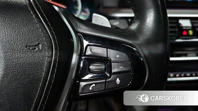 BMW 5 Series (G30) id 4318335 из Кореи 25
