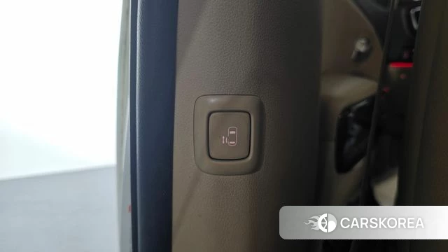Kia The New Carnival id 4637977 из Кореи 25