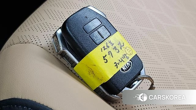 Kia Carnival 4th generation id 4501492 из Кореи 25