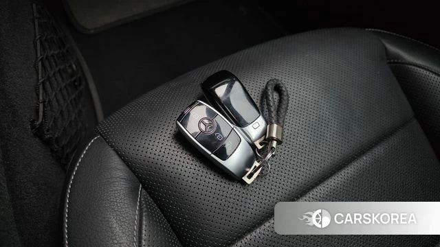 Mercedes-Benz E-Class W213 id 4447517 из Кореи 25