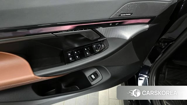 BMW 5 Series (G60) id 4394386 из Кореи 25