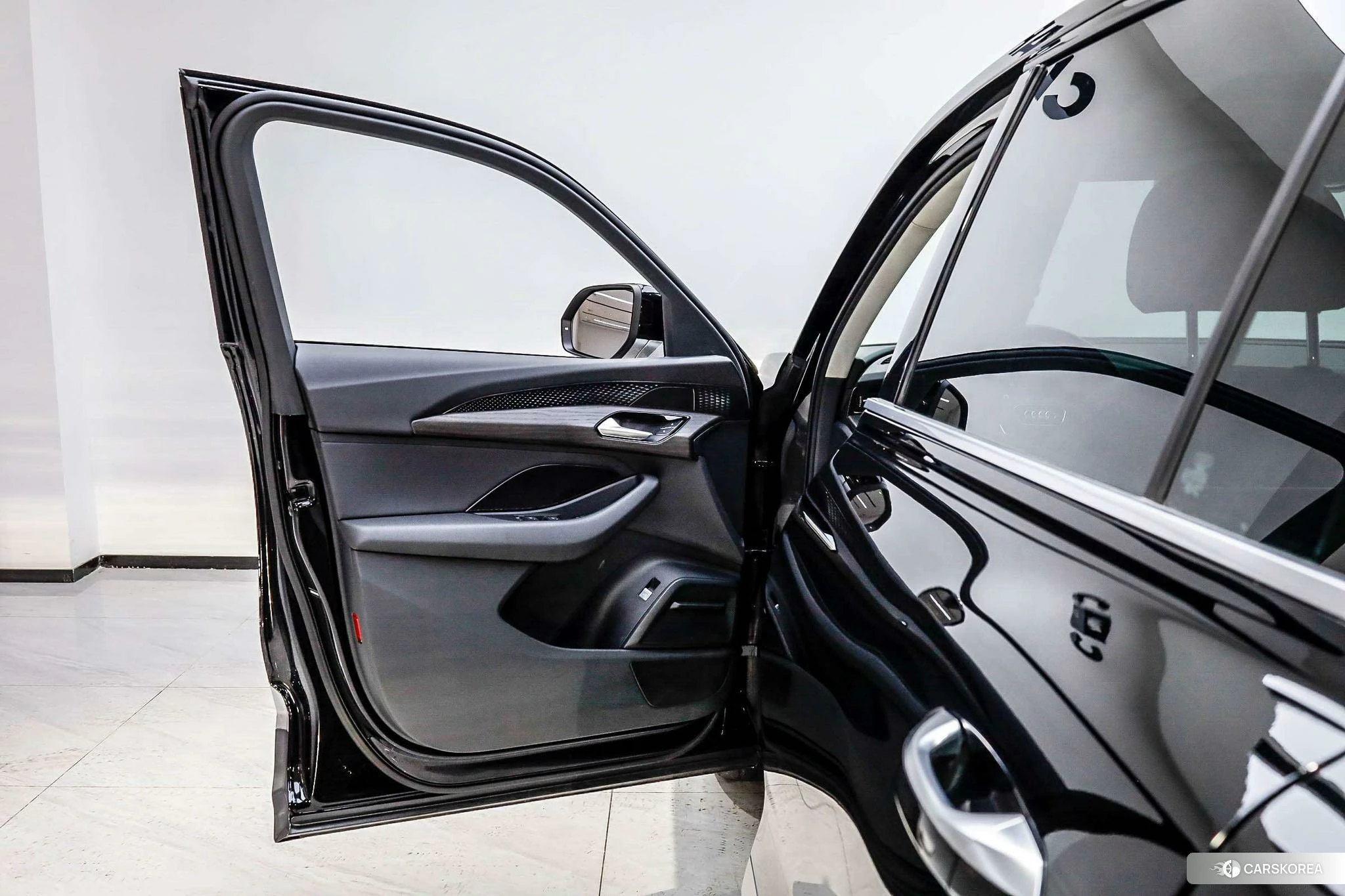 Audi Q6 id 4467942 из Китая 25