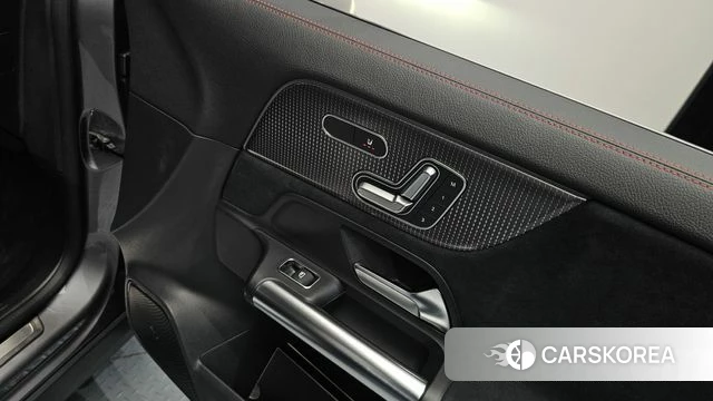 Mercedes-Benz EQA H243 id 4396192 из Кореи 25