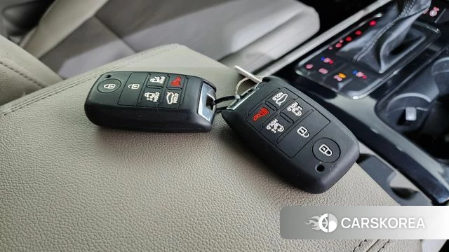 Kia All New Carnival id 4850193 из Кореи 25