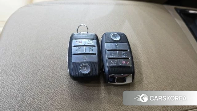 Kia The New Carnival id 4937535 из Кореи 25