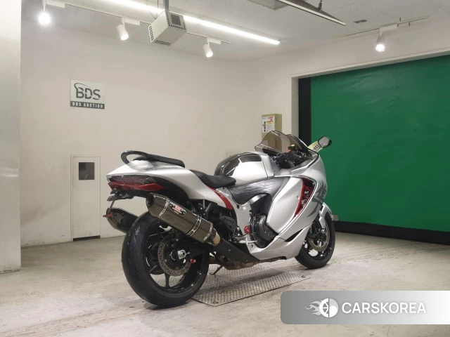 Suzuki GSX1300R HAYABUSA id 3947465 из Японии 25