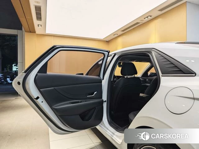 Hyundai Elantra id 4321395 из Китая 25