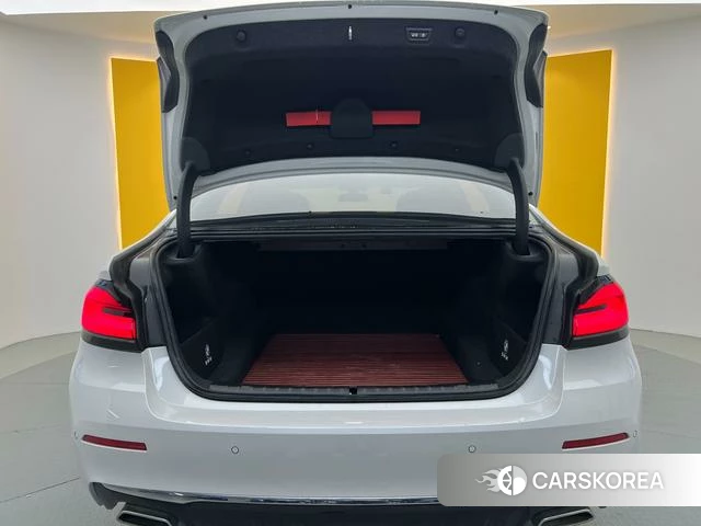 BMW 5 series id 4257379 из Китая 25