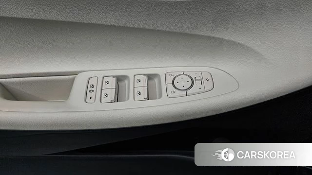 Hyundai The New Grandeur IG Hybrid id 4303134 из Кореи 25
