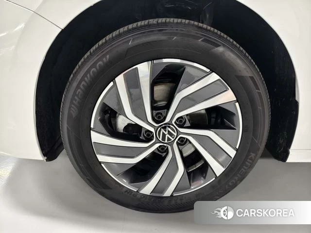 Volkswagen Bora id 4259884 из Китая 25