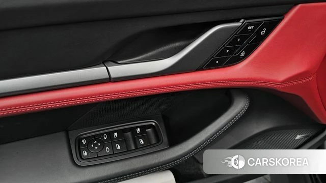 Porsche Taycan id 4590420 из Кореи 25