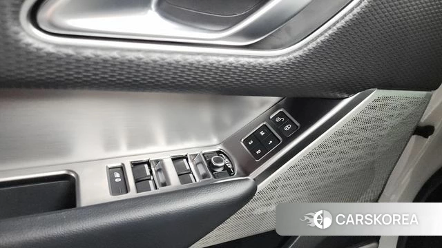 Land Rover Range Rover Velar id 4446024 из Кореи 25