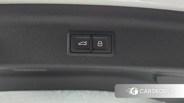 Audi Q3 (F3) id 4479967 из Кореи 25