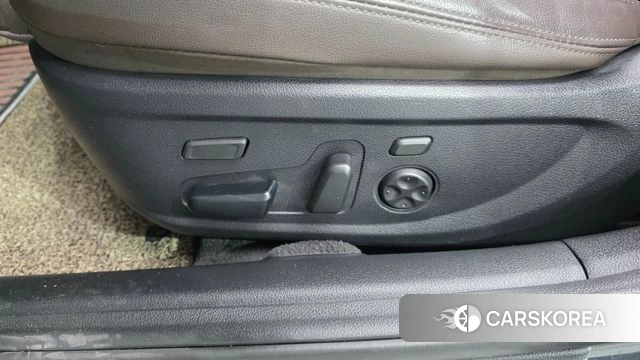Hyundai The New Grandeur IG Hybrid id 4535228 из Кореи 25