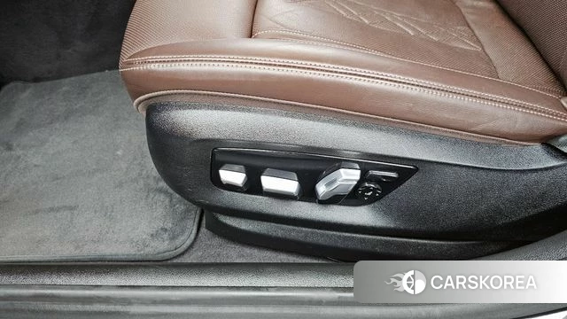BMW 5 Series (G30) id 4245363 из Кореи 25