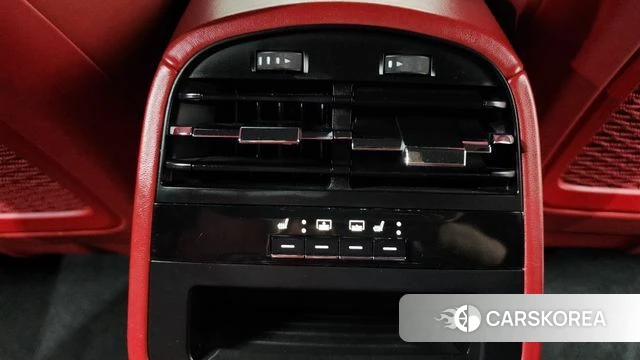 Maserati Quattroporte id 4638341 из Кореи 25