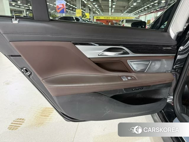 BMW 7 series id 4275723 из Китая 25