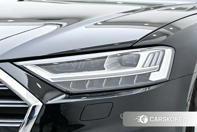 Audi A8 PHEV id 4341660 из Китая 25