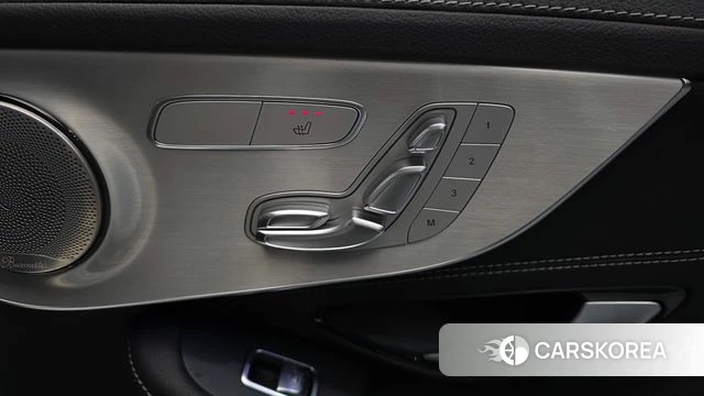 Mercedes-Benz C-Class W205 id 4243992 из Кореи 25